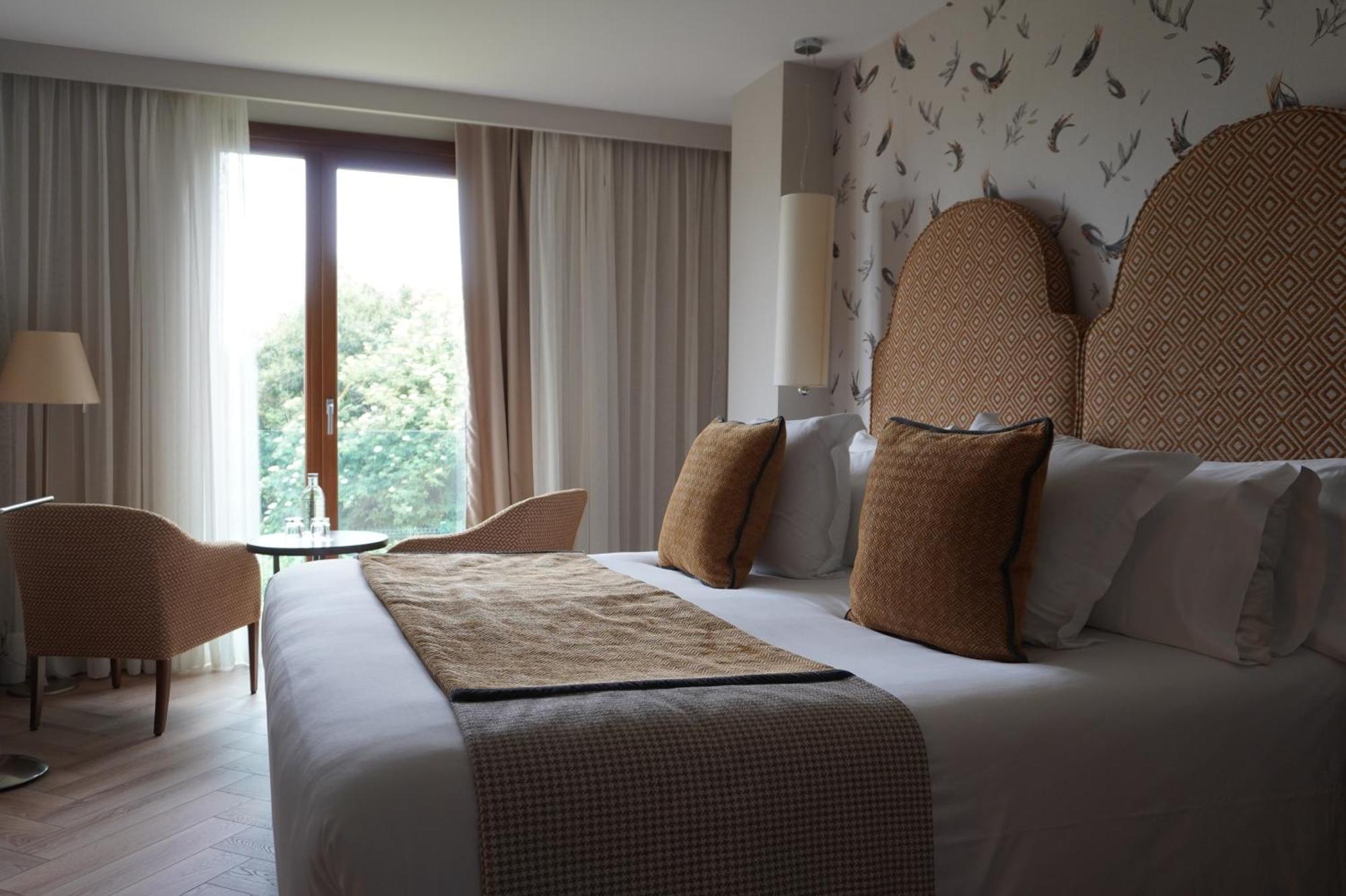 Hotel Artiem Asturias à Quintueles Extérieur photo